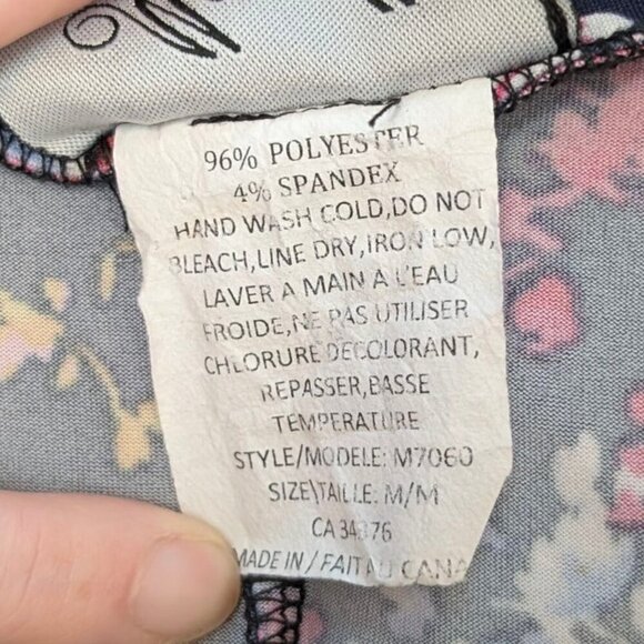 🍁V. Marallis Collection Floral Stretch Top - Picture 8 of 8